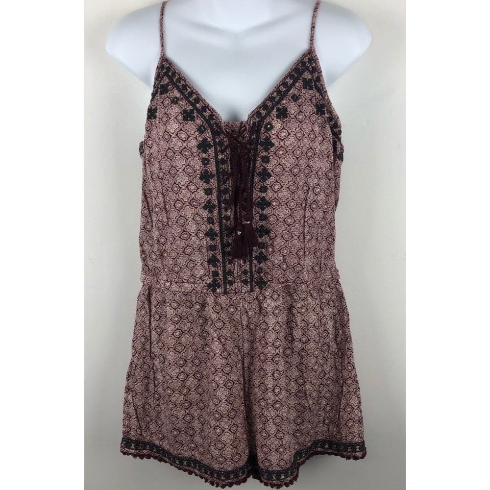 American Eagle Romper Maroon Lace Up Tie Design L  ADJUSTABLE STRAPS EMBROIDERED